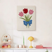 Laden Sie das Bild in den Galerie-Viewer, Punch Needle mit Rahmen - Tulpenstrauß