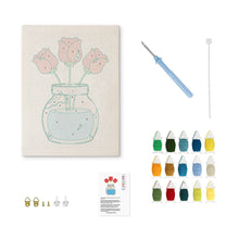 Laden Sie das Bild in den Galerie-Viewer, Punch Needle mit Rahmen - Tulpen im Glas