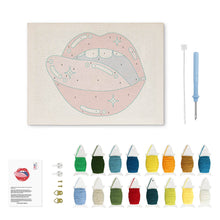 Laden Sie das Bild in den Galerie-Viewer, Punch Needle mit Rahmen - Pop Art Lippen