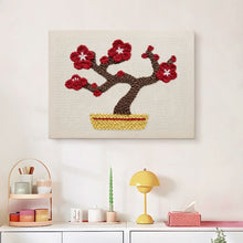 Laden Sie das Bild in den Galerie-Viewer, Punch Needle mit Rahmen - Kirschblüten Bonsai