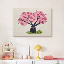 Laden Sie das Bild in den Galerie-Viewer, Punch Needle mit Rahmen - Kirschbaum mit Eulen