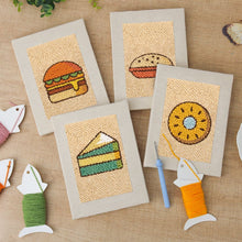 Laden Sie das Bild in den Galerie-Viewer, Punch Needle Set (4 Stück) mit Rahmen - Street Food 2