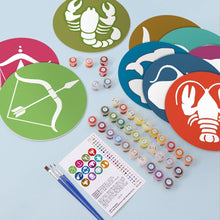 Laden Sie das Bild in den Galerie-Viewer, Malen nach Zahlen 20 cm Tischsets (12 Stück) - Tierkreiszeichen Serie 1