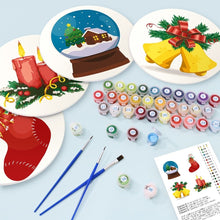Laden Sie das Bild in den Galerie-Viewer, Malen nach Zahlen 20 cm Tischsets (4 Stück) - Klassische Weihnachtsfreude