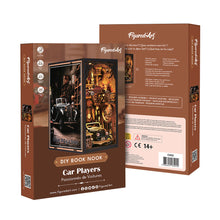 Laden Sie das Bild in den Galerie-Viewer, Book Nook - Vintage Garage