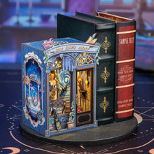 Laden Sie das Bild in den Galerie-Viewer, Book Nook - Seelenreise-Agentur