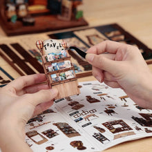 Laden Sie das Bild in den Galerie-Viewer, Book Nook - Buchhandlung Reiseerinnerungen