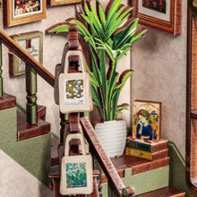 Laden Sie das Bild in den Galerie-Viewer, Miniaturhaus - Galerie Buchhandlung