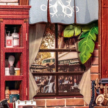 Laden Sie das Bild in den Galerie-Viewer, Miniaturhaus - Friseursalon von John