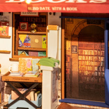 Laden Sie das Bild in den Galerie-Viewer, Miniaturhaus - Die Eckbibliothek