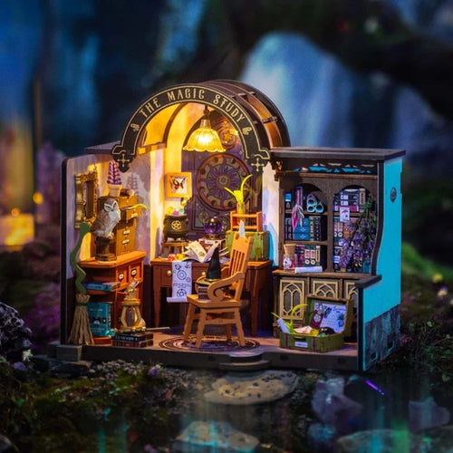 Miniaturhaus - Das Magische Büro