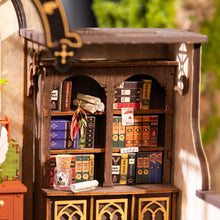 Laden Sie das Bild in den Galerie-Viewer, Miniaturhaus - Das Magische Büro