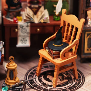 Miniaturhaus - Das Magische Büro