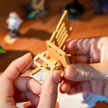 Laden Sie das Bild in den Galerie-Viewer, Miniaturhaus - Das Magische Büro