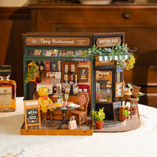 Laden Sie das Bild in den Galerie-Viewer, Miniaturhaus - Festliches Restaurant