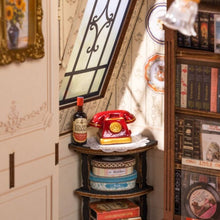 Laden Sie das Bild in den Galerie-Viewer, Miniaturhaus - Catherines Wohnzimmer