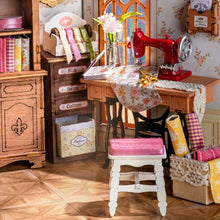 Laden Sie das Bild in den Galerie-Viewer, Miniaturhaus - Elsas Schneiderei