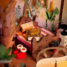 Laden Sie das Bild in den Galerie-Viewer, Miniaturhaus - Märchen-Baumhaus