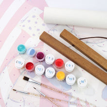 Laden Sie das Bild in den Galerie-Viewer, Malen nach Zahlen DIY Tür Banner - Nussknacker Charme