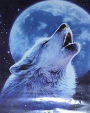 Laden Sie das Bild in den Galerie-Viewer, Diamond Painting, Heulender Wolf und Vollmond