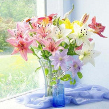 Laden Sie das Bild in den Galerie-Viewer, Diamond Painting, Vase mit frischen Blumen