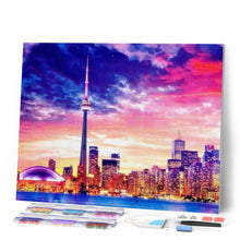Laden Sie das Bild in den Galerie-Viewer, Diamond Painting – Skyline einer Großstadt | Figured'Art