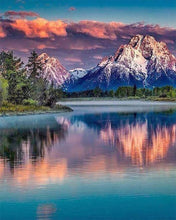 Laden Sie das Bild in den Galerie-Viewer, Diamond Painting, Berglandschaft und See