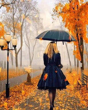 Laden Sie das Bild in den Galerie-Viewer, Diamond Painting – Frau im Regen – 40 x 50 cm auf Keilrahmen gespannt | Figured'Art
