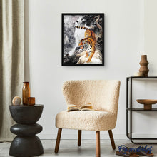 Laden Sie das Bild in den Galerie-Viewer, Diamond Painting – Annäherung an Tiger