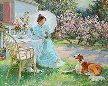 Laden Sie das Bild in den Galerie-Viewer, Diamond Painting – Frau mit Hund im Garten | Figured'Art