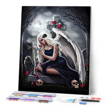 Laden Sie das Bild in den Galerie-Viewer, Diamond Painting – Engel und Friedhof