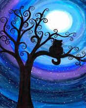 Laden Sie das Bild in den Galerie-Viewer, Diamond Painting – Katze auf einem Baum | Figured'Art