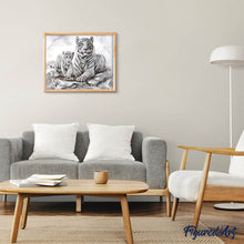 Laden Sie das Bild in den Galerie-Viewer, Diamond Painting | Diamond Painting - Tigers in the Snow | animals Diamond Painting Animals tigers winter | FiguredArt