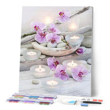 Laden Sie das Bild in den Galerie-Viewer, Diamond Painting – Blumen und Kerzen – 40 x 50 cm auf Keilrahmen gespannt | Figured'Art