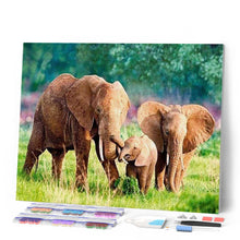 Laden Sie das Bild in den Galerie-Viewer, Diamond Painting | Diamond Painting - Elephants Family | animals Diamond Painting Animals elephants | FiguredArt