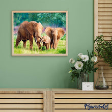 Laden Sie das Bild in den Galerie-Viewer, Diamond Painting | Diamond Painting - Elephants Family | animals Diamond Painting Animals elephants | FiguredArt
