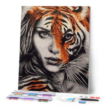 Laden Sie das Bild in den Galerie-Viewer, Diamond Painting | Diamond Painting - Female Tiger | animals Diamond Painting Animals tigers | FiguredArt
