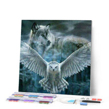Laden Sie das Bild in den Galerie-Viewer, Diamond Painting | Diamond Painting - Gray Wolf and Owl | animals Diamond Painting Animals owls | FiguredArt