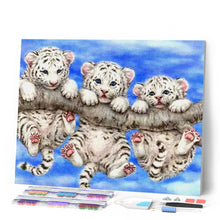 Laden Sie das Bild in den Galerie-Viewer, Diamond Painting | Diamond Painting - Babies Tigers mischievous | animals Diamond Painting Animals tigers | FiguredArt