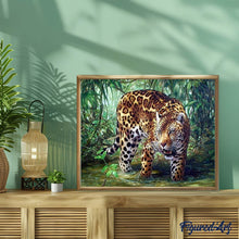 Laden Sie das Bild in den Galerie-Viewer, Diamond Painting | Diamond Painting - Leopard in the Jungle | animals Diamond Painting Animals leopards | FiguredArt
