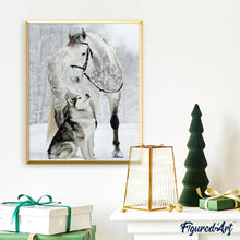 Laden Sie das Bild in den Galerie-Viewer, Diamond Painting | Diamond Painting - Horse &amp; Wolf in the Snow | animals Diamond Painting Animals horses rabbits winter | FiguredArt