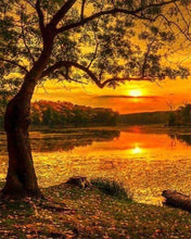 Laden Sie das Bild in den Galerie-Viewer, Diamond Painting, See bei Sonnenuntergang