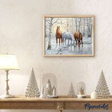 Laden Sie das Bild in den Galerie-Viewer, Diamond Painting | Diamond Painting - Three Horses in the Snowy Forest | animals Diamond Painting Animals horses | FiguredArt