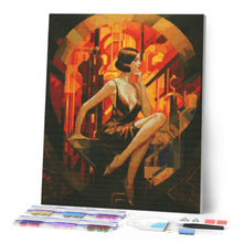 Laden Sie das Bild in den Galerie-Viewer, Diamond Painting - Sitzende Art-Deco-Frau – 40 x 50 cm auf Keilrahmen gespannt