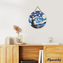 Laden Sie das Bild in den Galerie-Viewer, Diamond Painting auf Holzscheibe - Sternennacht
