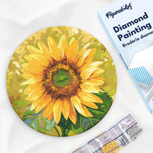Laden Sie das Bild in den Galerie-Viewer, Diamond Painting auf Holzscheibe - Sonnenblume