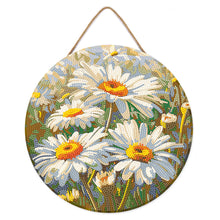 Laden Sie das Bild in den Galerie-Viewer, Diamond Painting auf Holzscheibe - Gänseblümchen