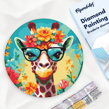 Laden Sie das Bild in den Galerie-Viewer, Diamond Painting auf Holzscheibe - Fantasie-Giraffe und Blumen
