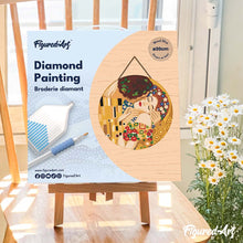 Laden Sie das Bild in den Galerie-Viewer, Diamond Painting auf Holzscheibe - Der Kuss - Klimt