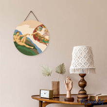 Laden Sie das Bild in den Galerie-Viewer, Diamond Painting auf Holzscheibe - Die Erschaffung Adams - Michelangelo